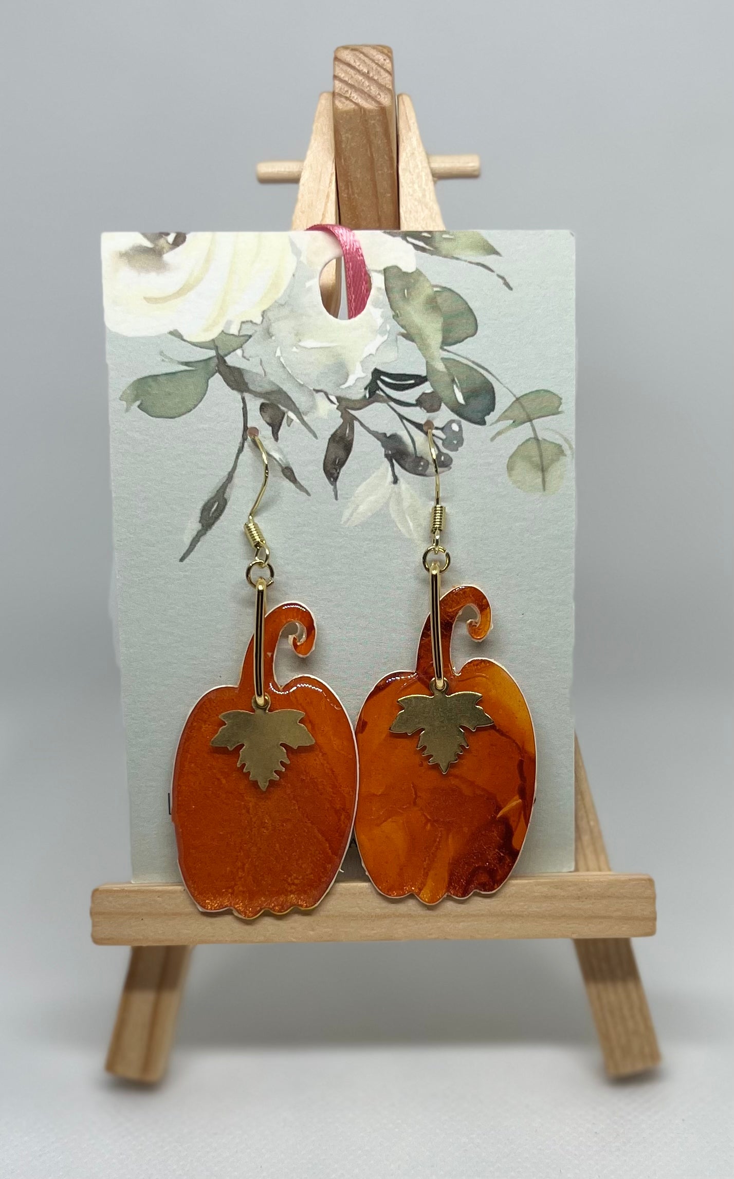 E080-Elongated Pumpkin with leaf w/ rectangle jump #1