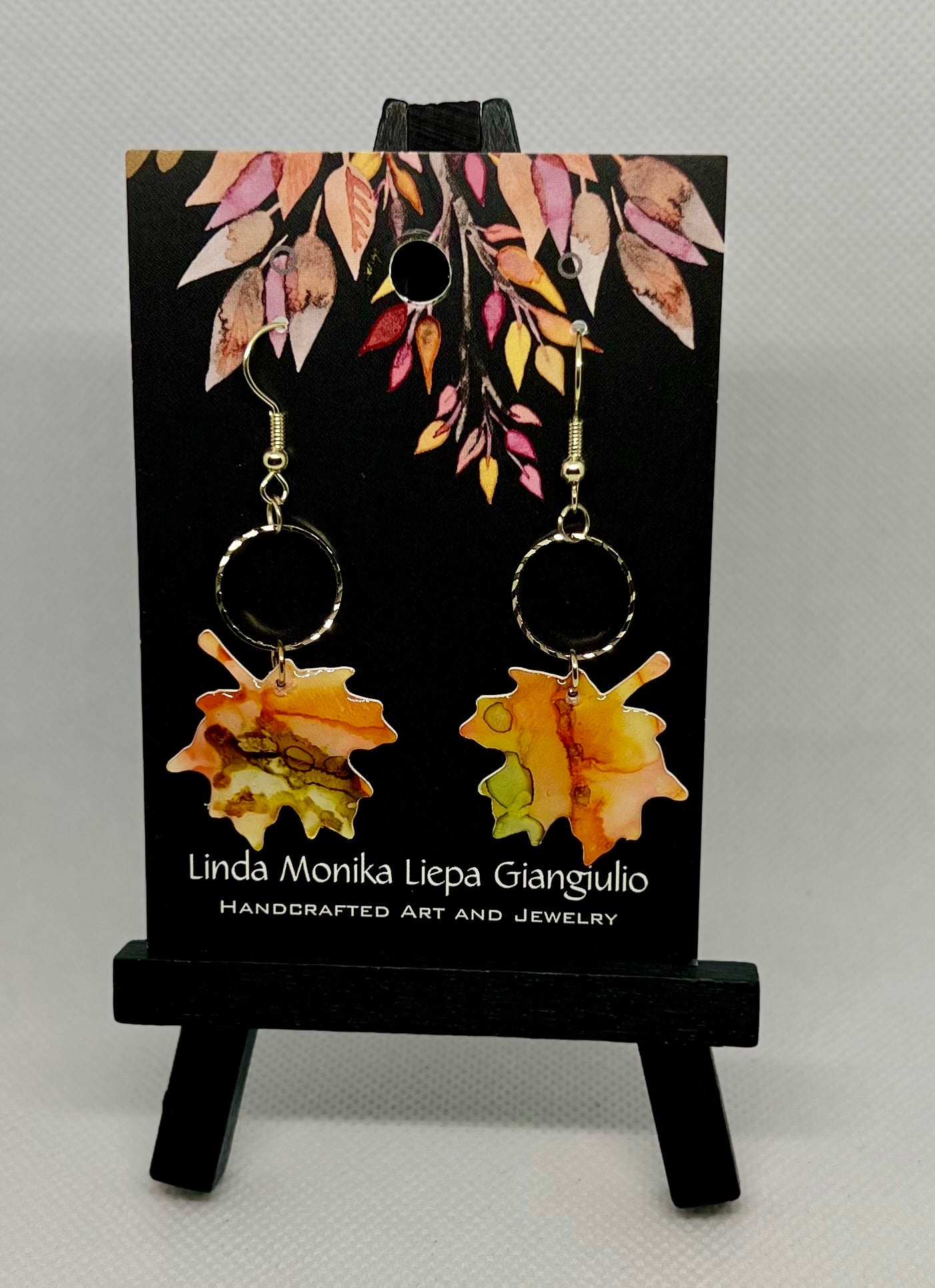 E24-130 Maple Leaf on Gold Ring Green and Orange #2