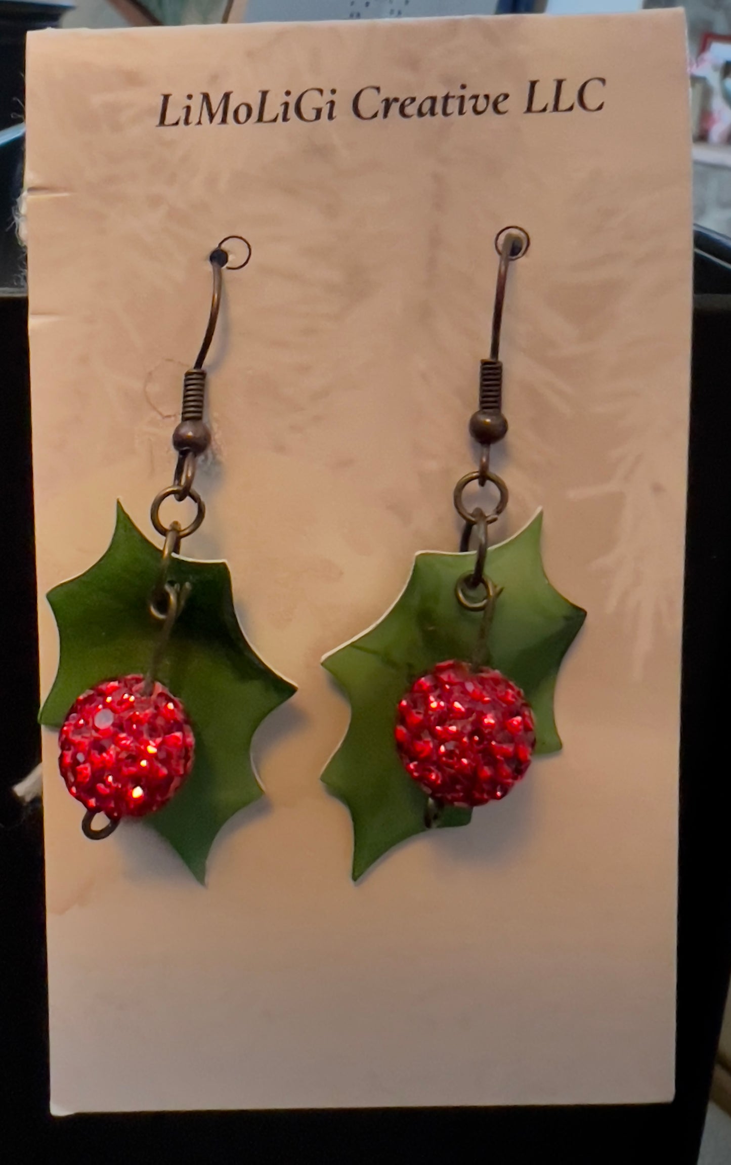 E24- 186H Holly and Berry #15