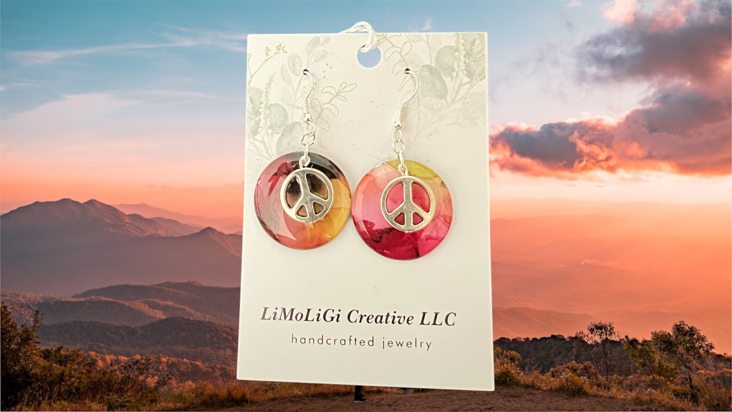 E25-033 Peace Sign on Red/Pink/Yellow/Green Circles