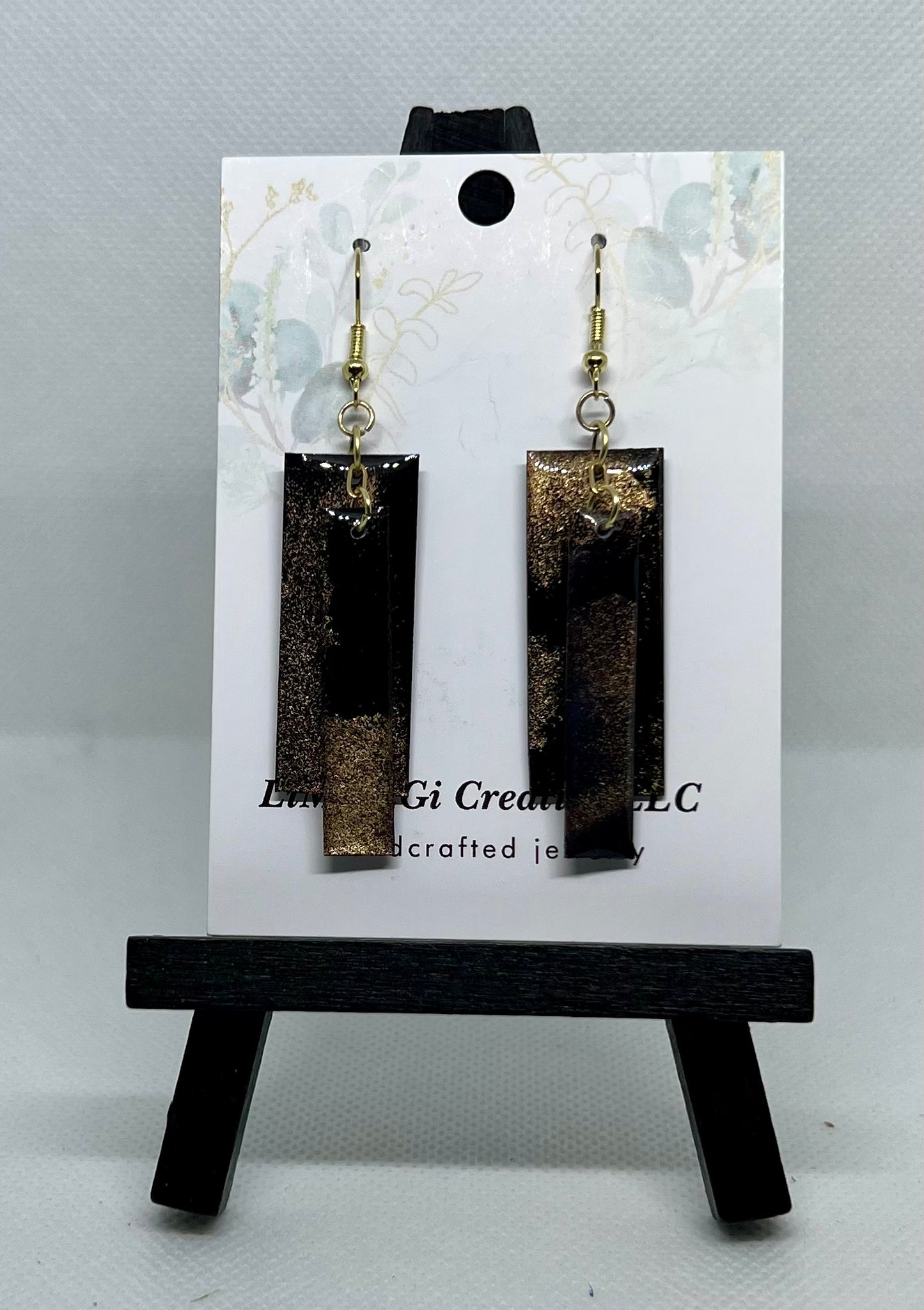 E25-061 Black and Gold Layered Rectangles