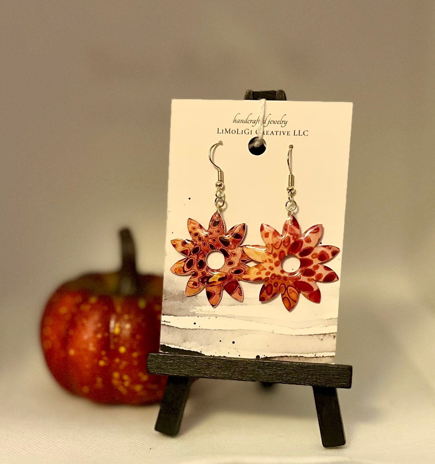 E25-100 Abstract Mums with hole #3