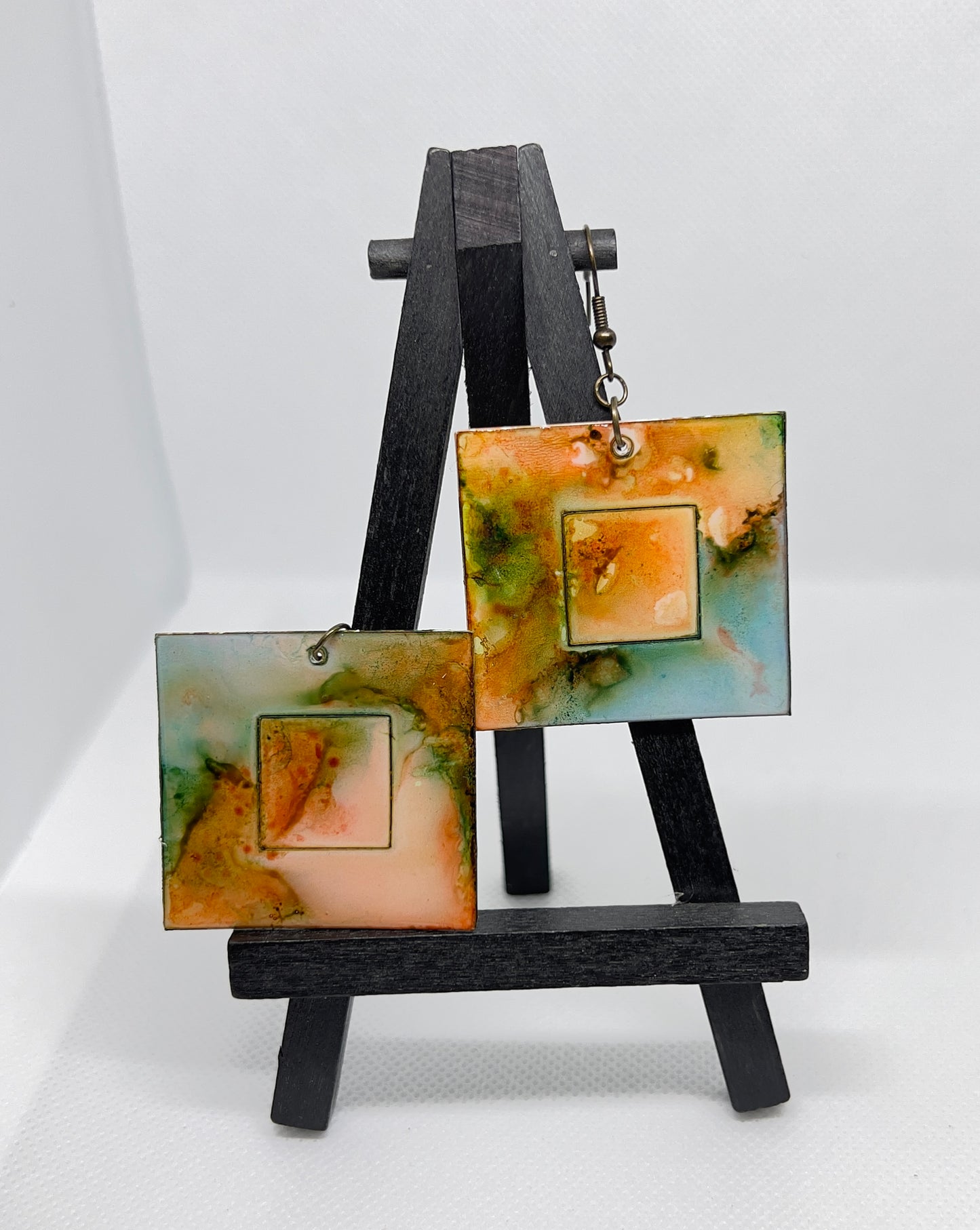 E41-Muti-colored Squares