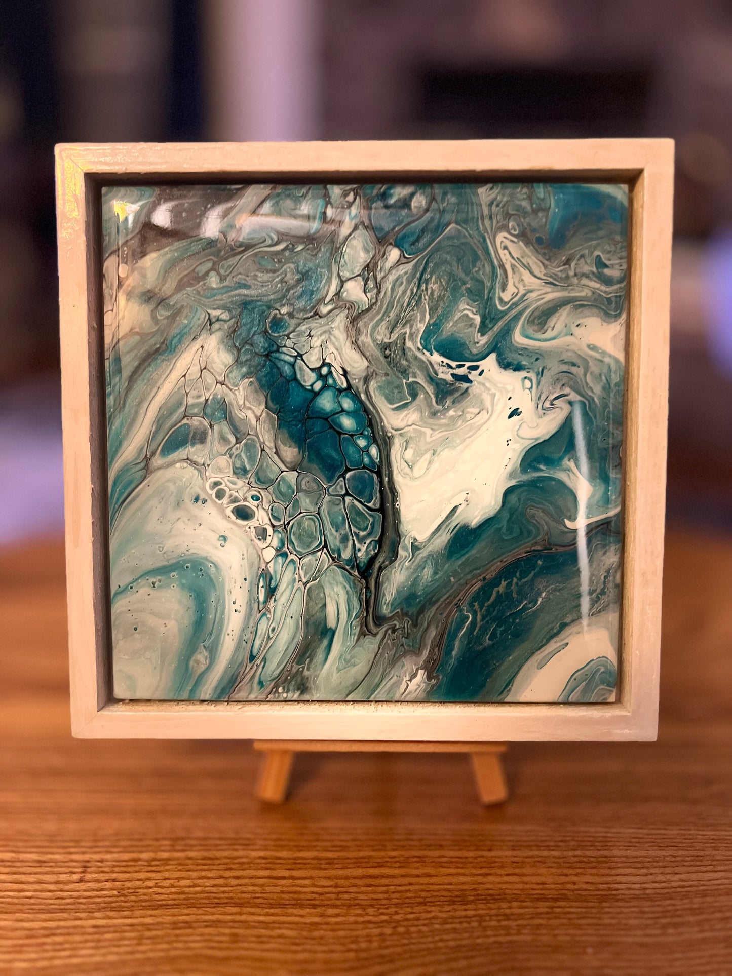 T15 - Blue Acrylic Pour Tile