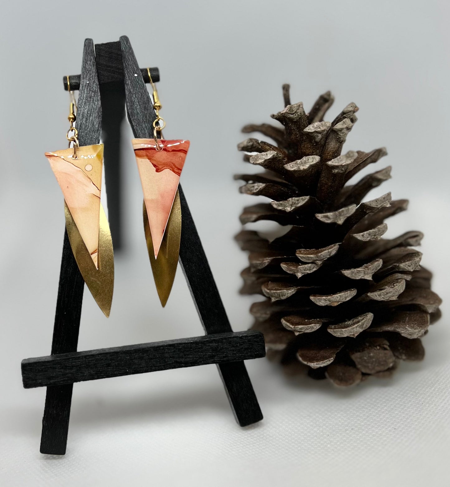 Canyon Stone Triangle with Brass Wavy Leaf