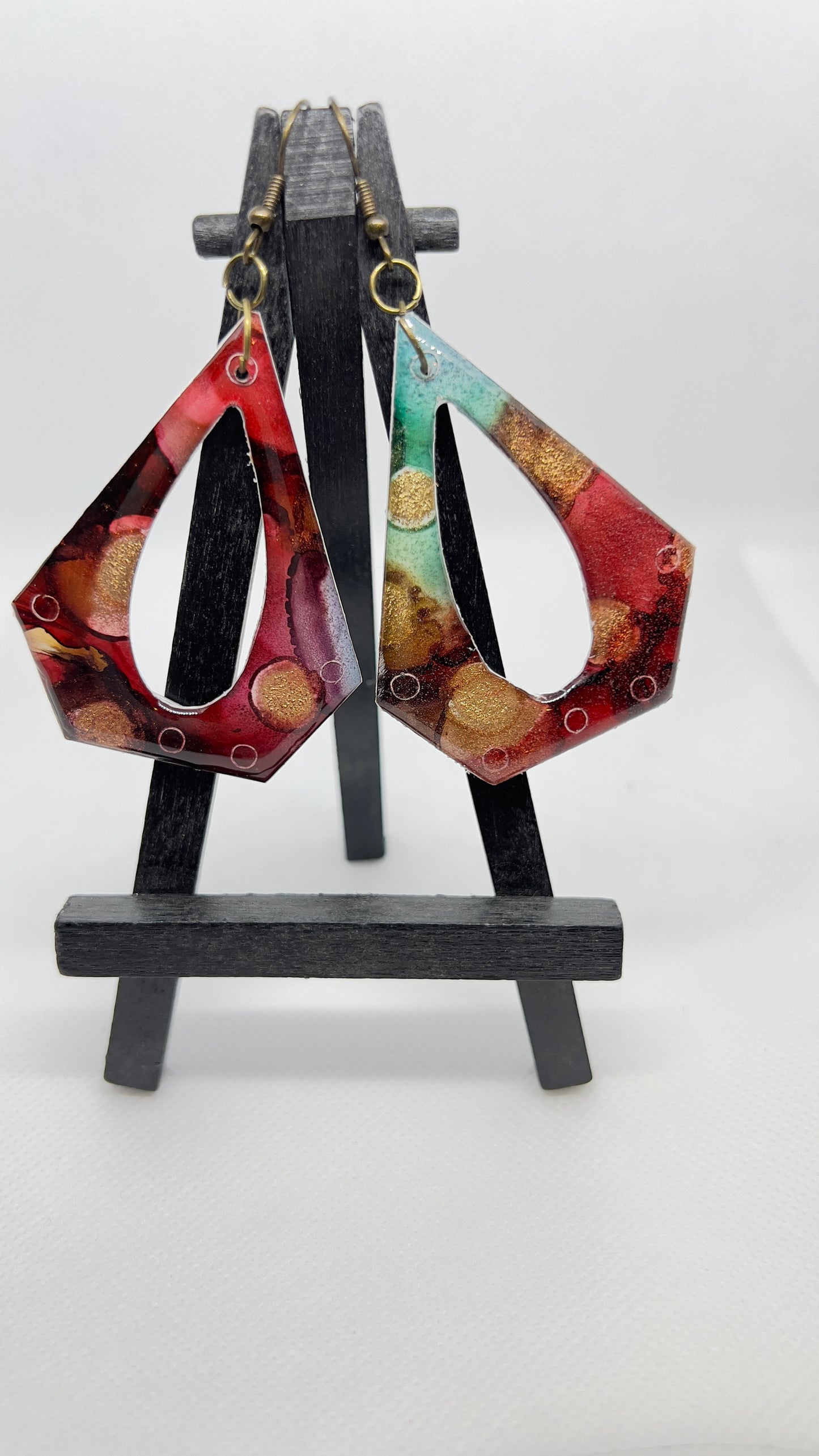 E013-Maroon/Teal and Brass “Industrial look”