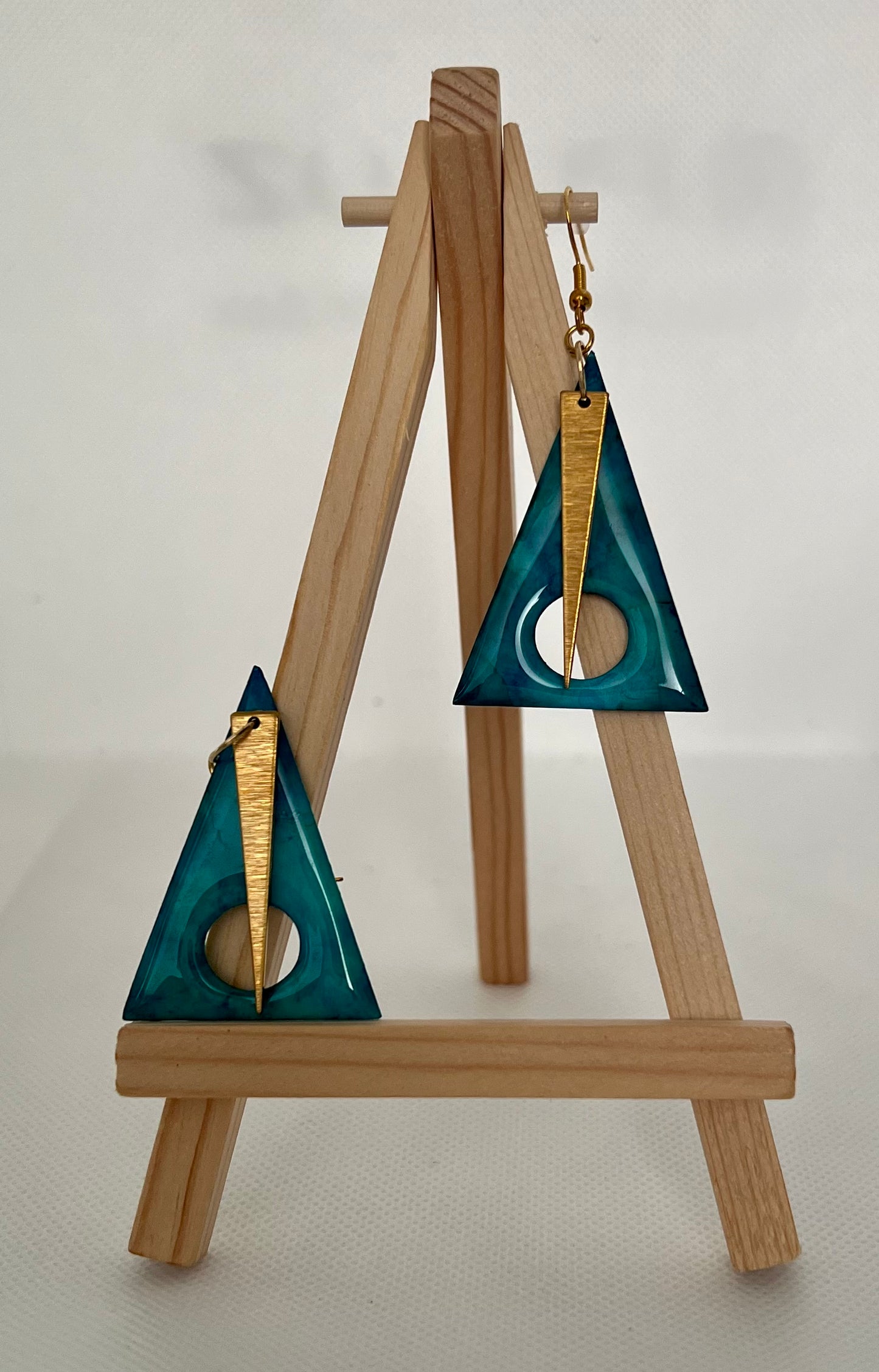 E042-Teal triangle with hole and gold triangle