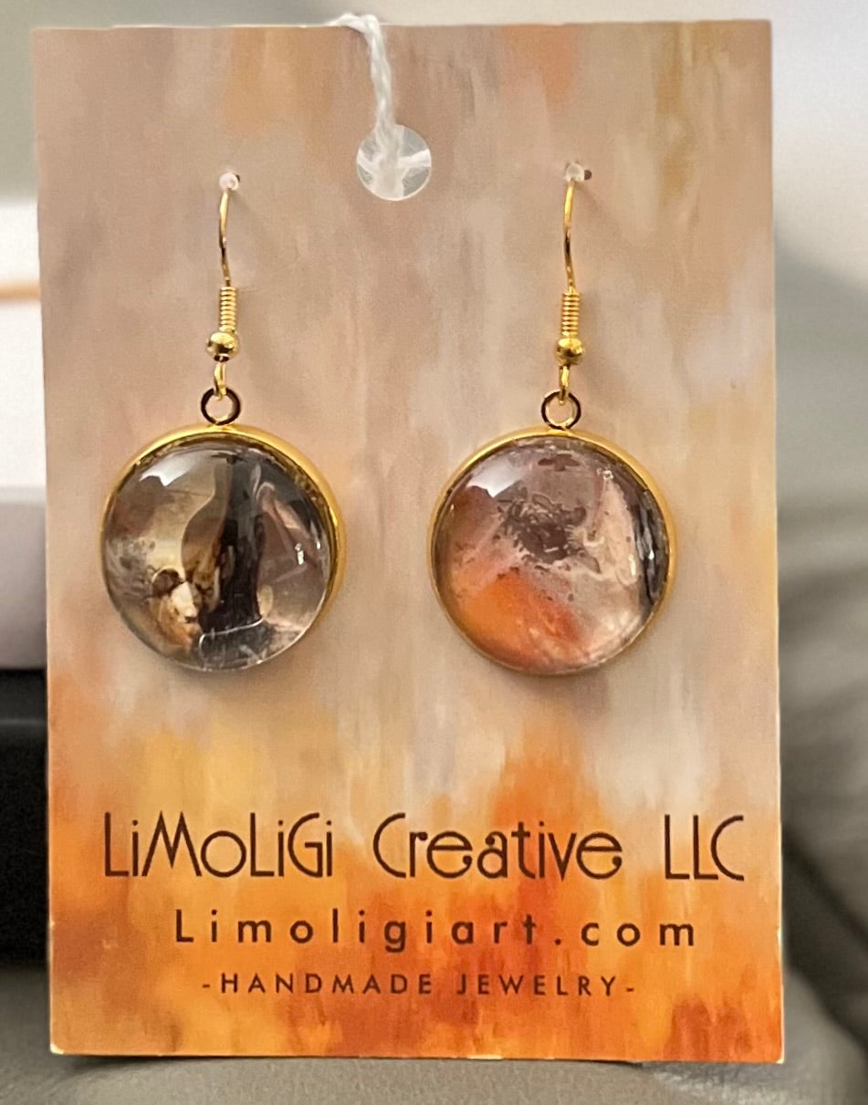 E26-029 Brown/Gold Acrylic in Cabochon Glass