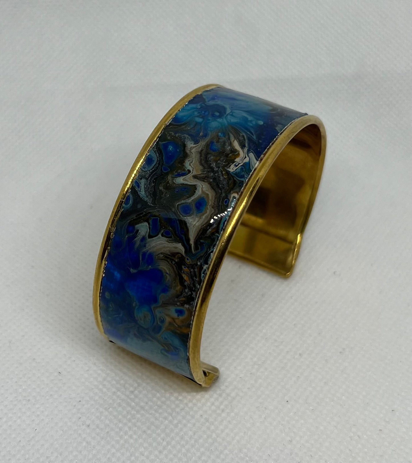 B24-008 Blue Marbled on Gold Bracelet #1