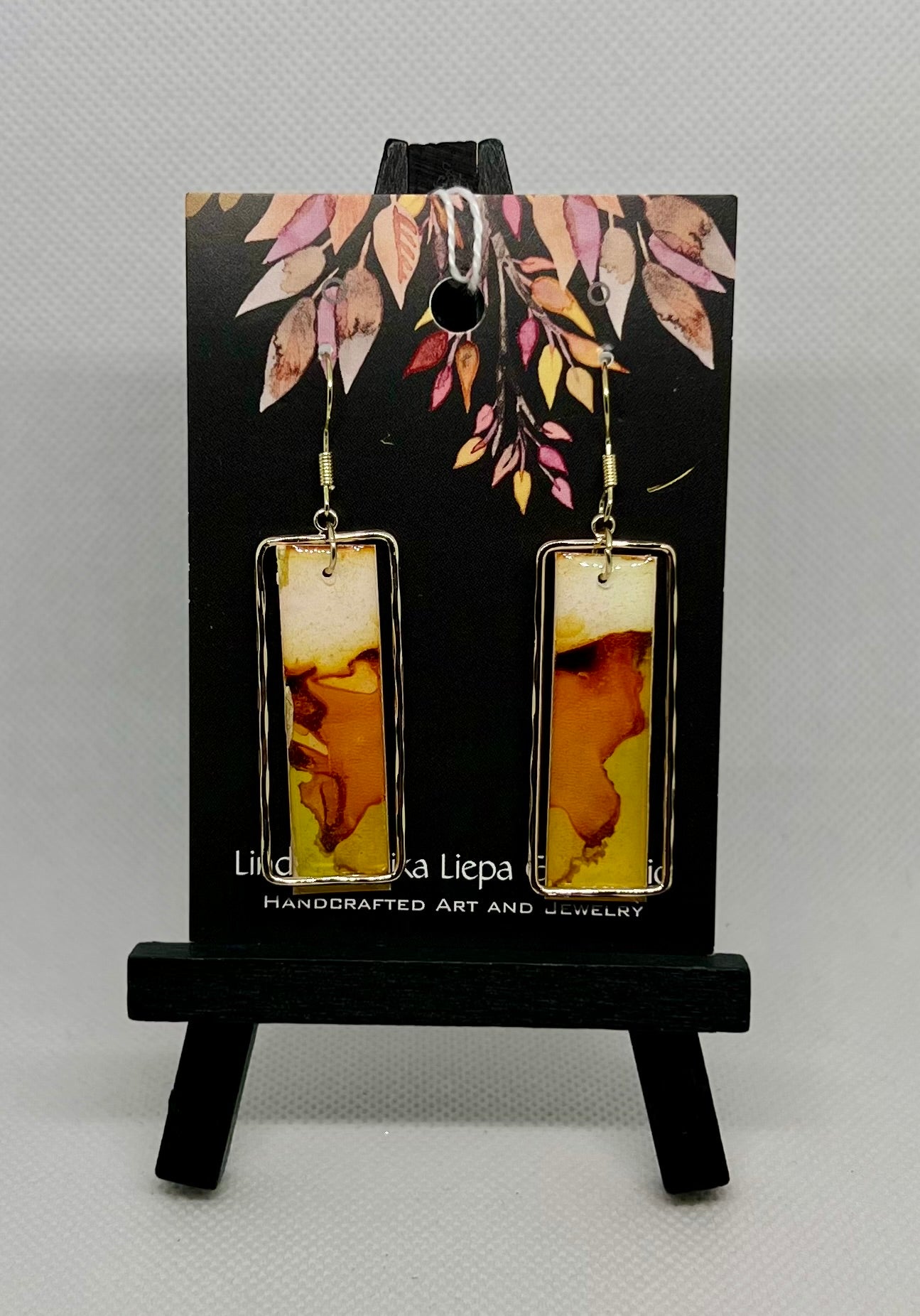 E24-103 Gold Rectangle with Orange, Brown and Creme Insert