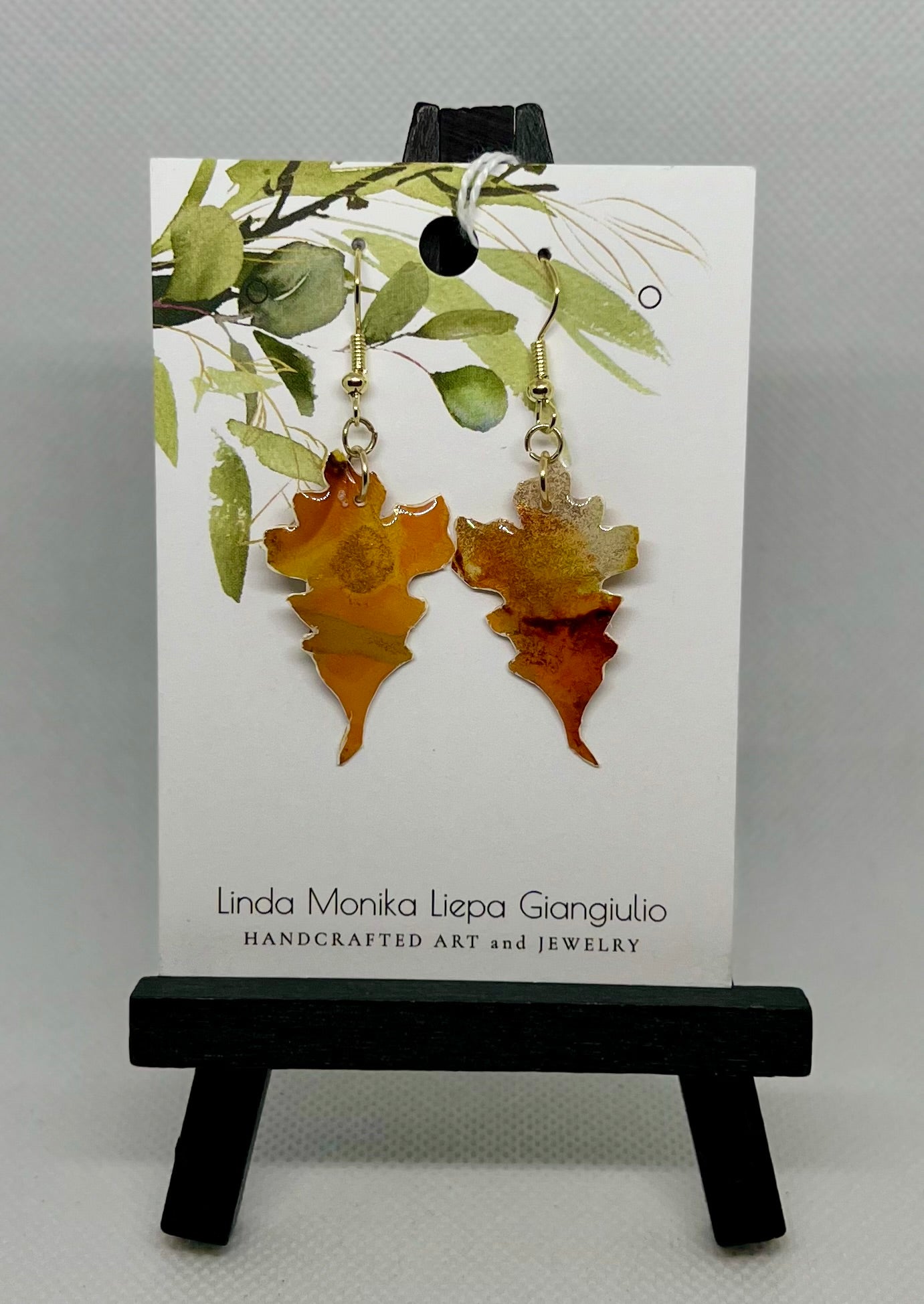 E24-105 Oak Leaf from top Yellow, Orange and Brown