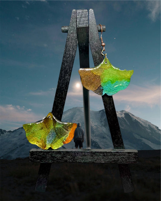 E25-016 Colored Ginkgo Leaves