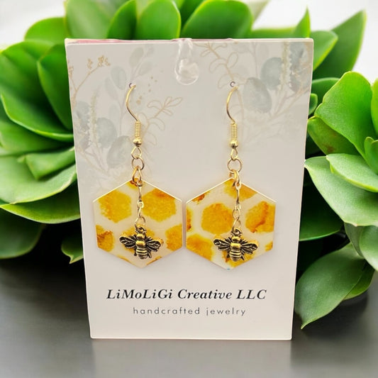 E25-029 Beehive with small gold bees #2