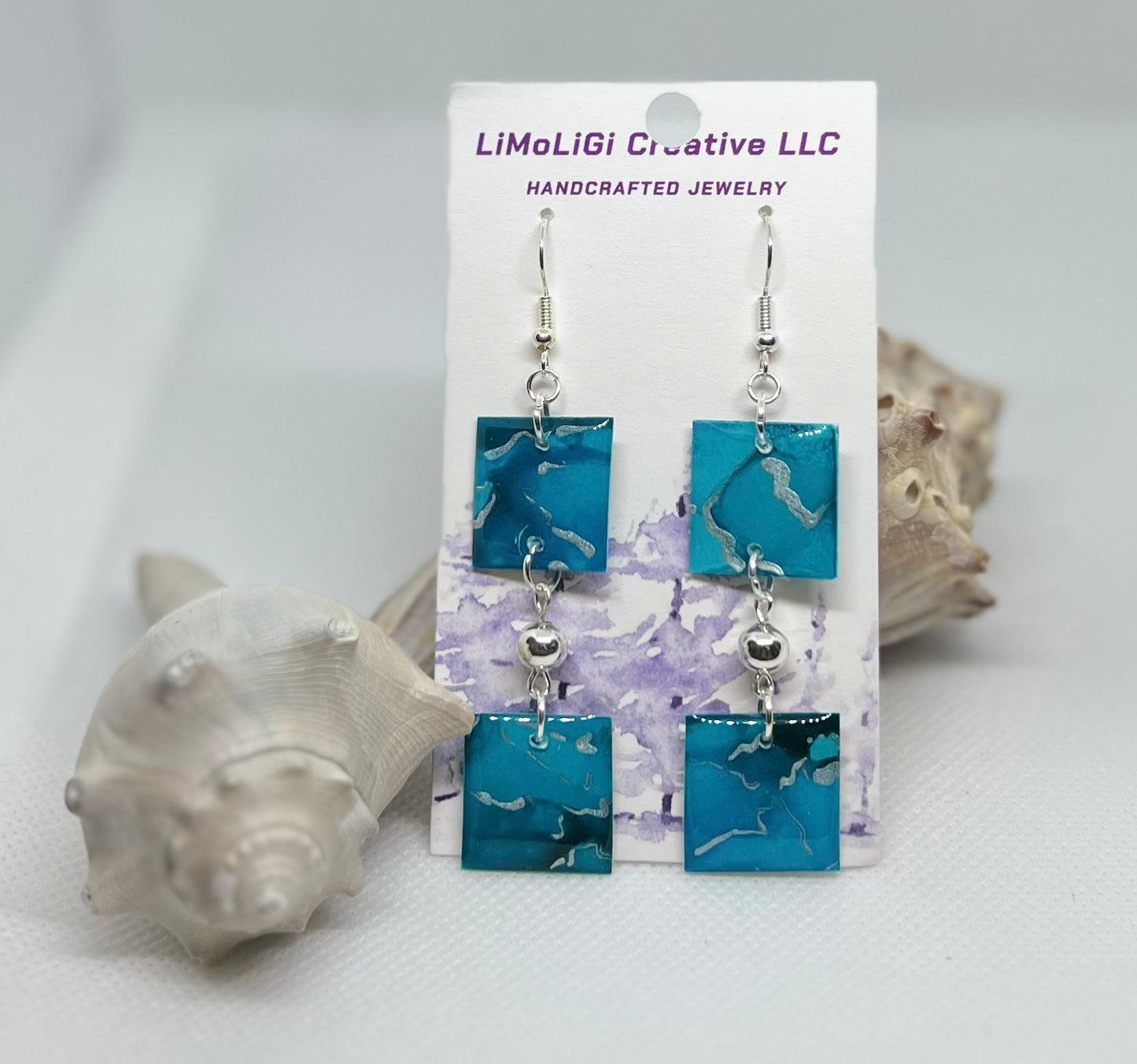 E25-056 Pool Splash Blue with Silver Squares and Silver Bead