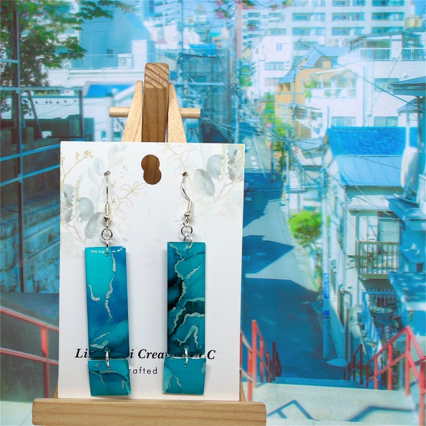 E25-058 Pool Splash Blue with Silver Rectangles and Squares