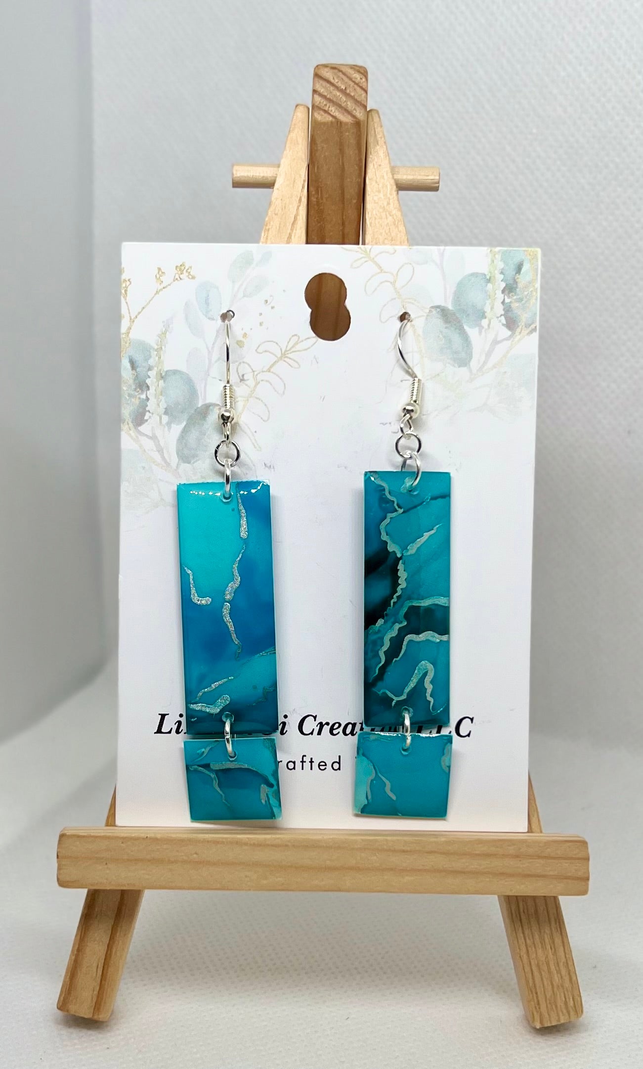 E25-058 Pool Splash Blue with Silver Rectangles and Squares