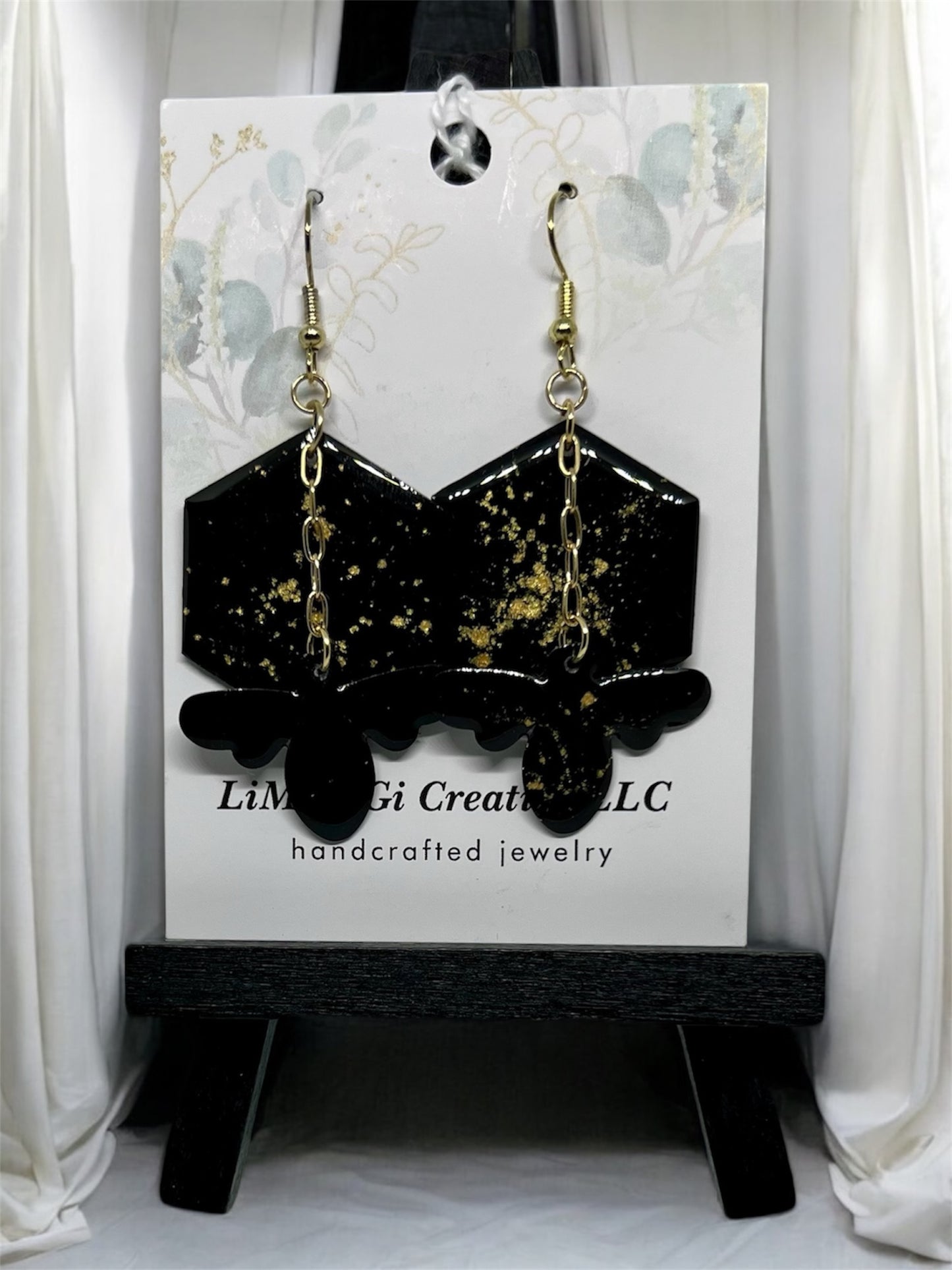 E25-059 Black and Gold Bees on Hexagon Hive