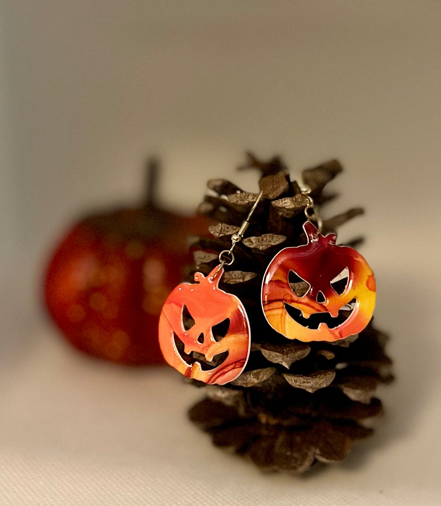 E25-086 Small Scary Eyes Jack o Lantern #1