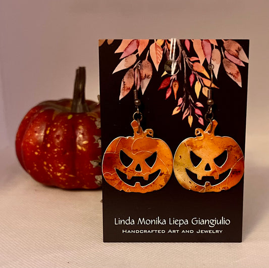 E25-087 Small Scary Eyes Jack o Lantern #2