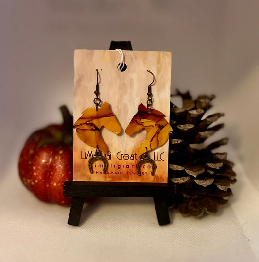 E25-095 Brown Horsehead with Brass Horseshoe #2