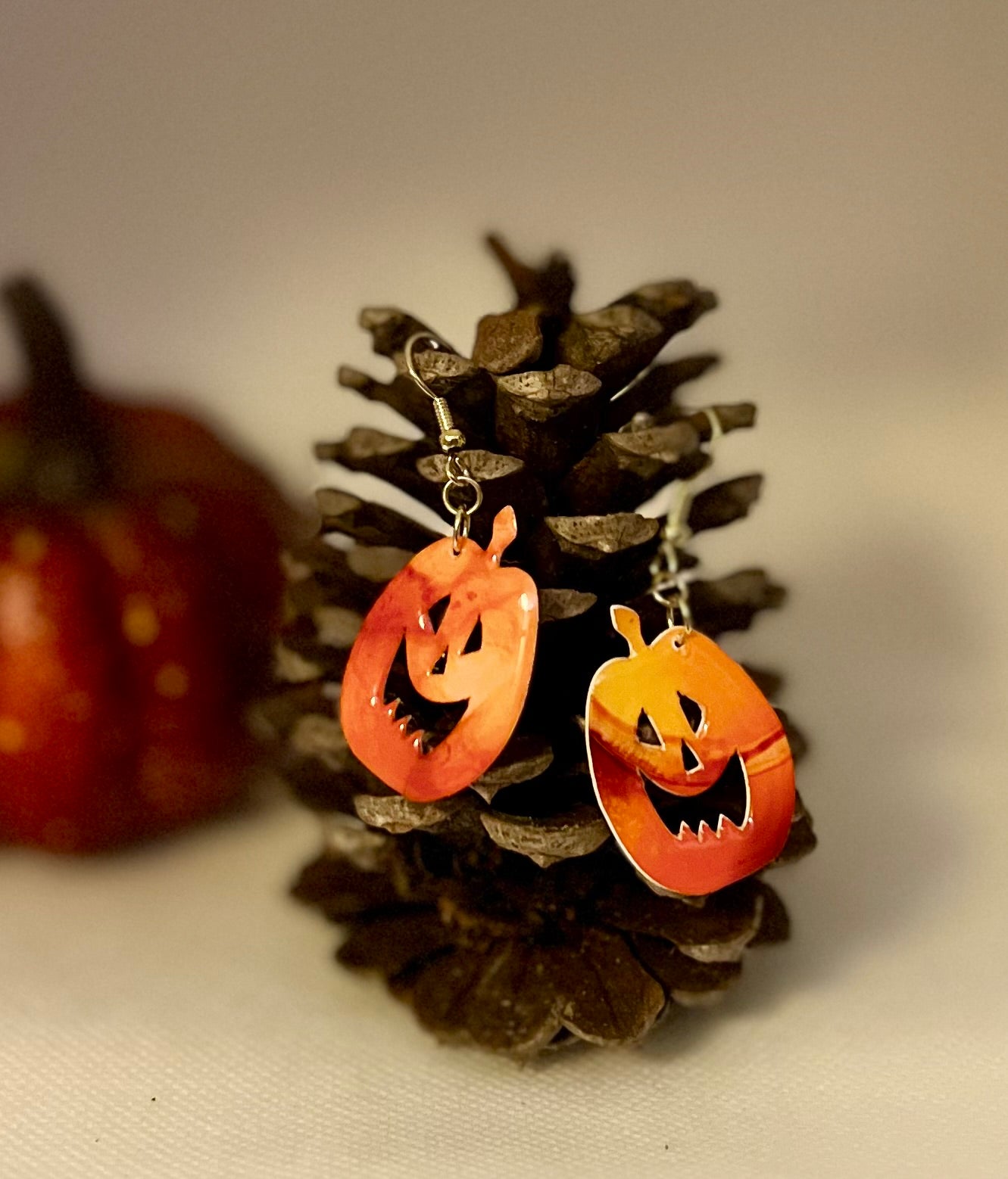 E25-102 Small Big Mouth Smile Jack o Lantern #1