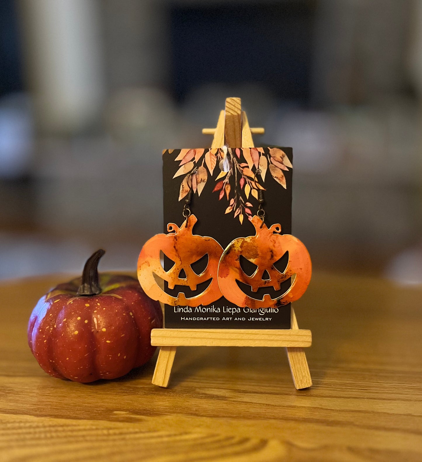 E25-120 Large Scary Eyes Jack o Lantern