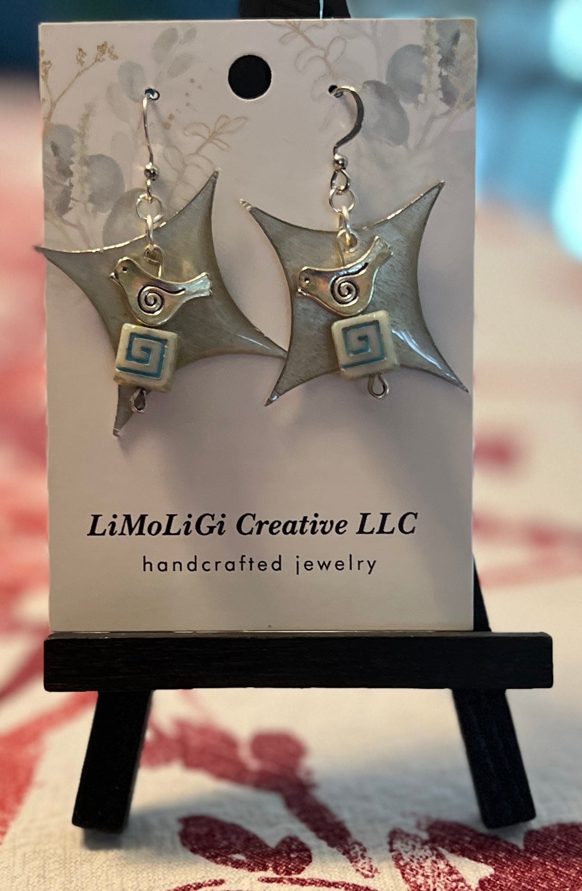 E26-007 Diamond Shape with Bird Charm