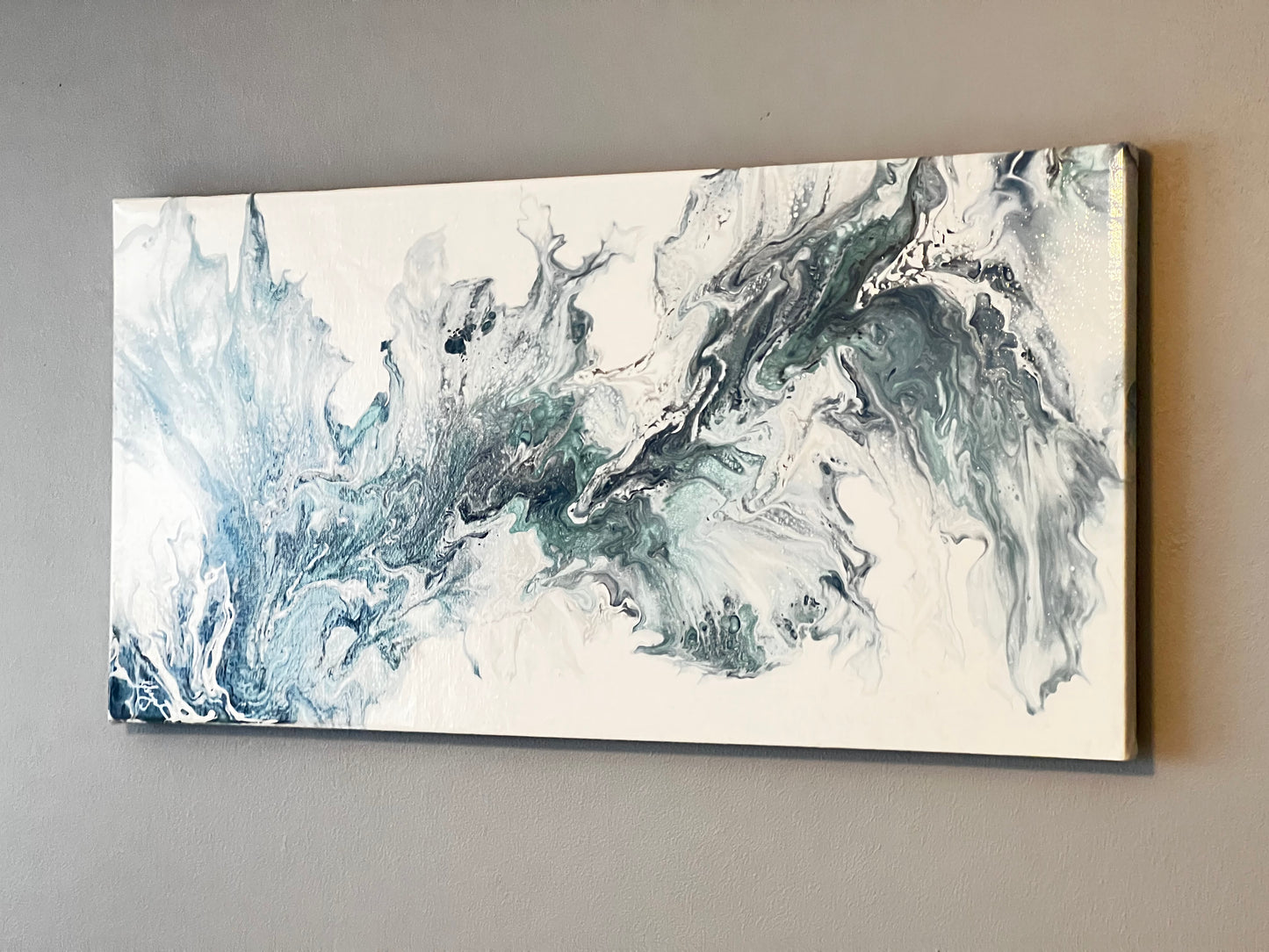 Custom Waves Painting with Acrylic Pour Paints