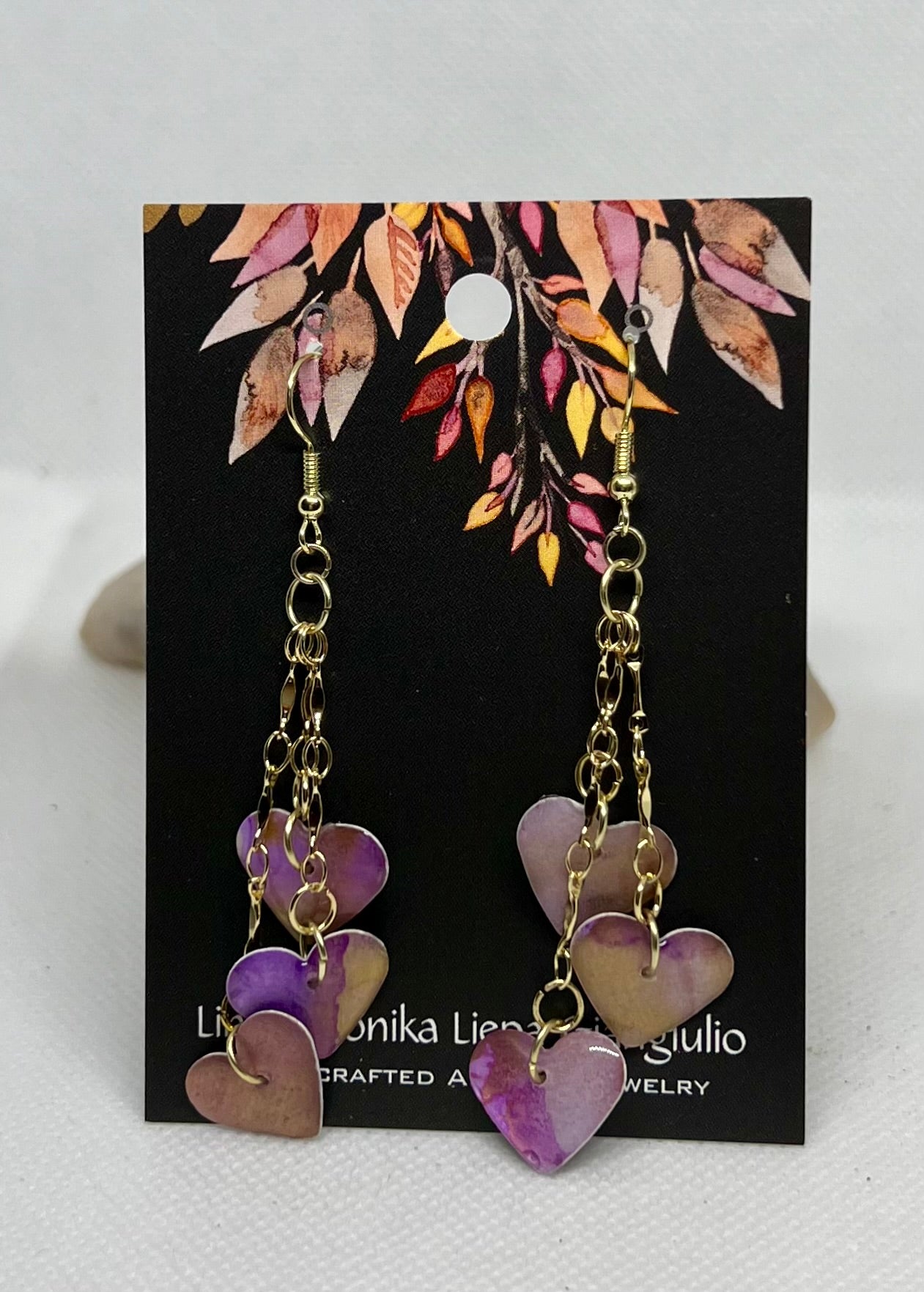 E24-048 Purple Hearts in Tiers of Gold Chain