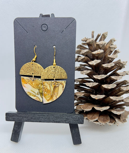 Rock Bottom 1/4 Circles with Brass Textured 1/2 Moon