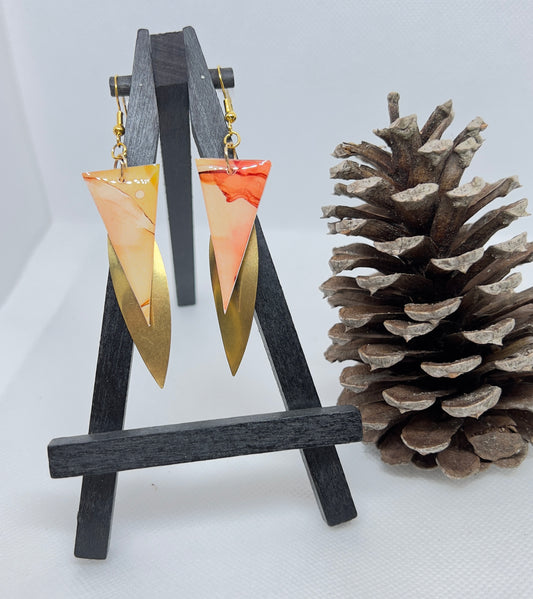 Canyon Stone Triangle with Brass Wavy Leaf